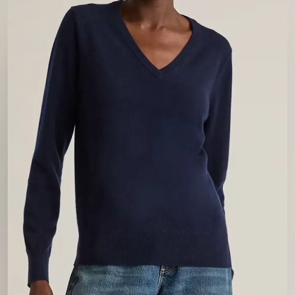 J. Crew women’s navy v-neck sweater size XXS